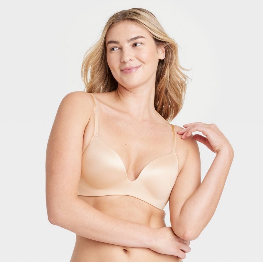 Cream Seamless Wire Free PushUp  Bra with Smooth Cups